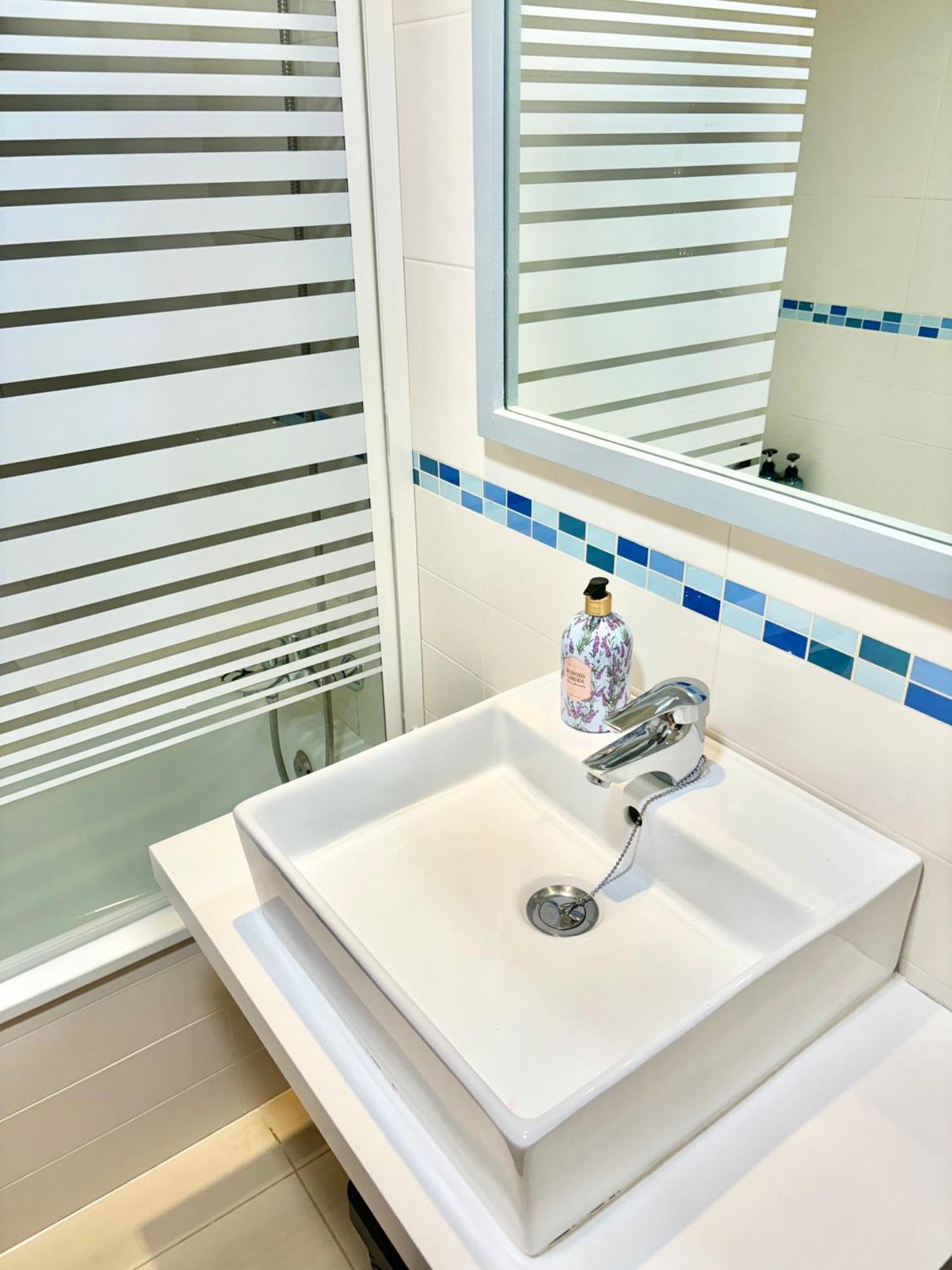 דניה Hoteltype Penthouse 2 Beds, Parking, Wifi & Pool Stunning Views מראה חיצוני תמונה