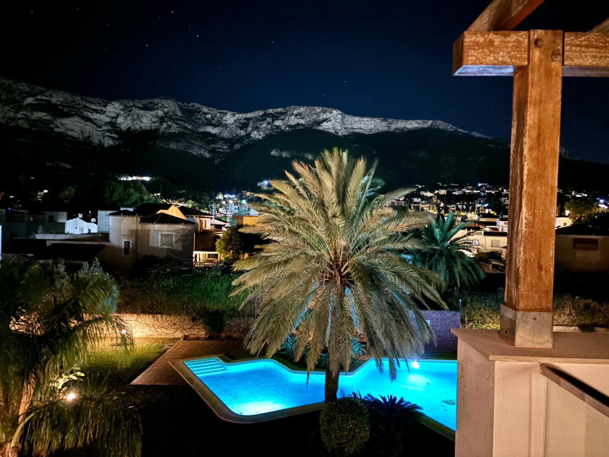 דניה Hoteltype Penthouse 2 Beds, Parking, Wifi & Pool Stunning Views מראה חיצוני תמונה